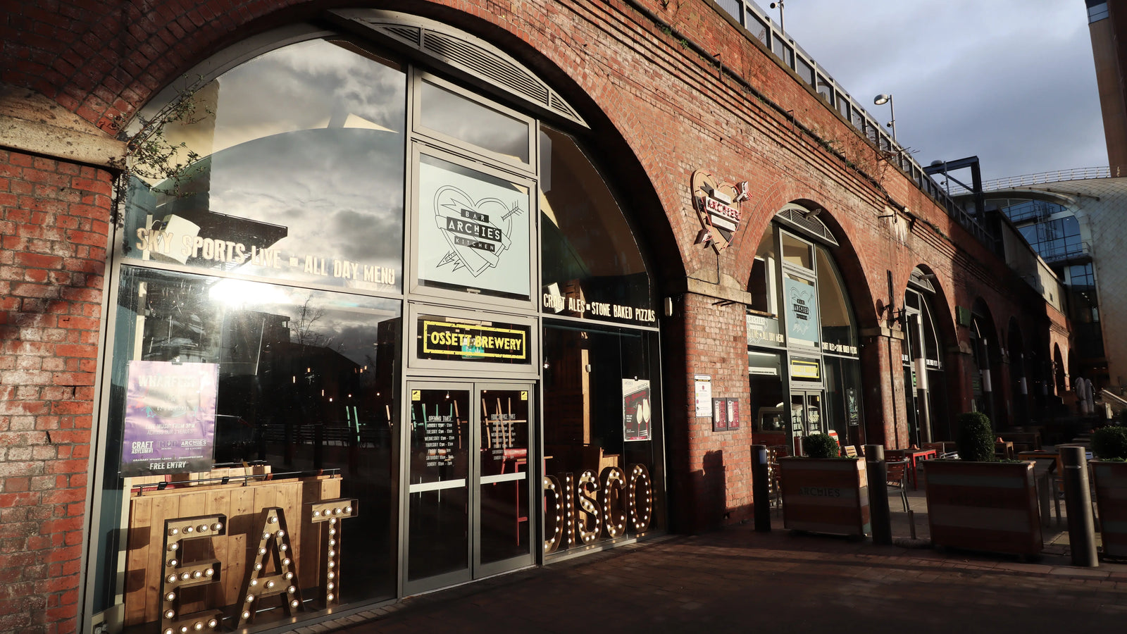 Archie’s Bar & Kitchen